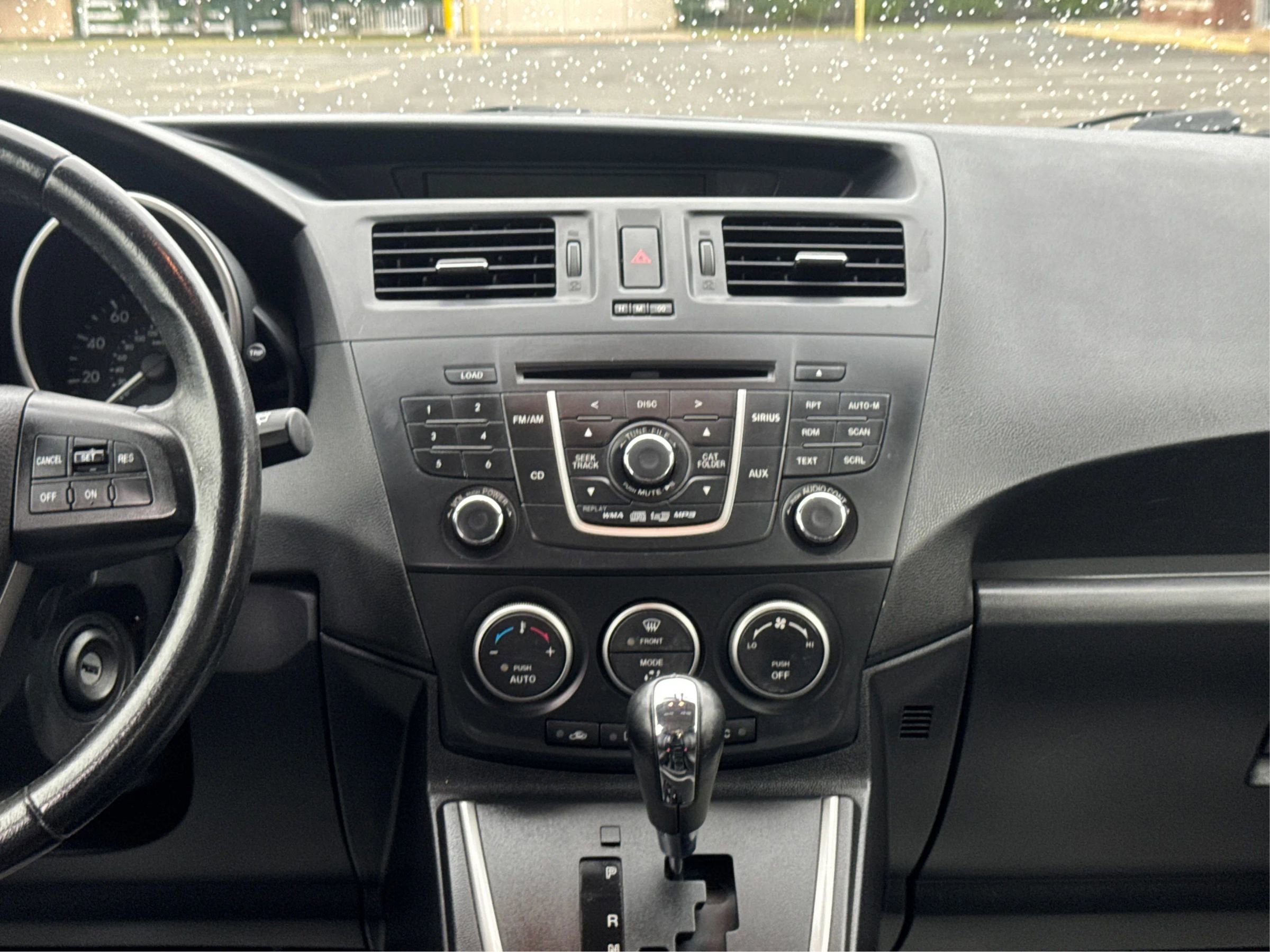 Used 2012 MAZDA MAZDA5 Grand Touring image 17