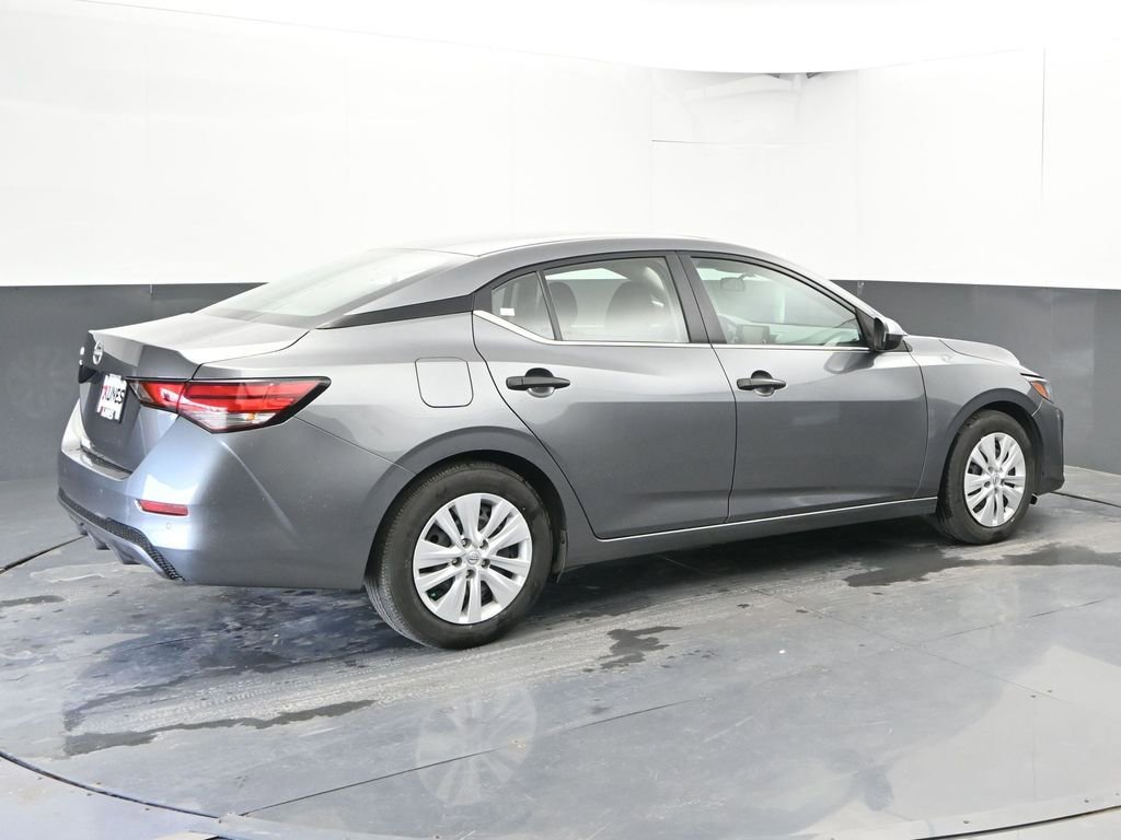 Used 2025 Nissan Sentra S FWD image 11