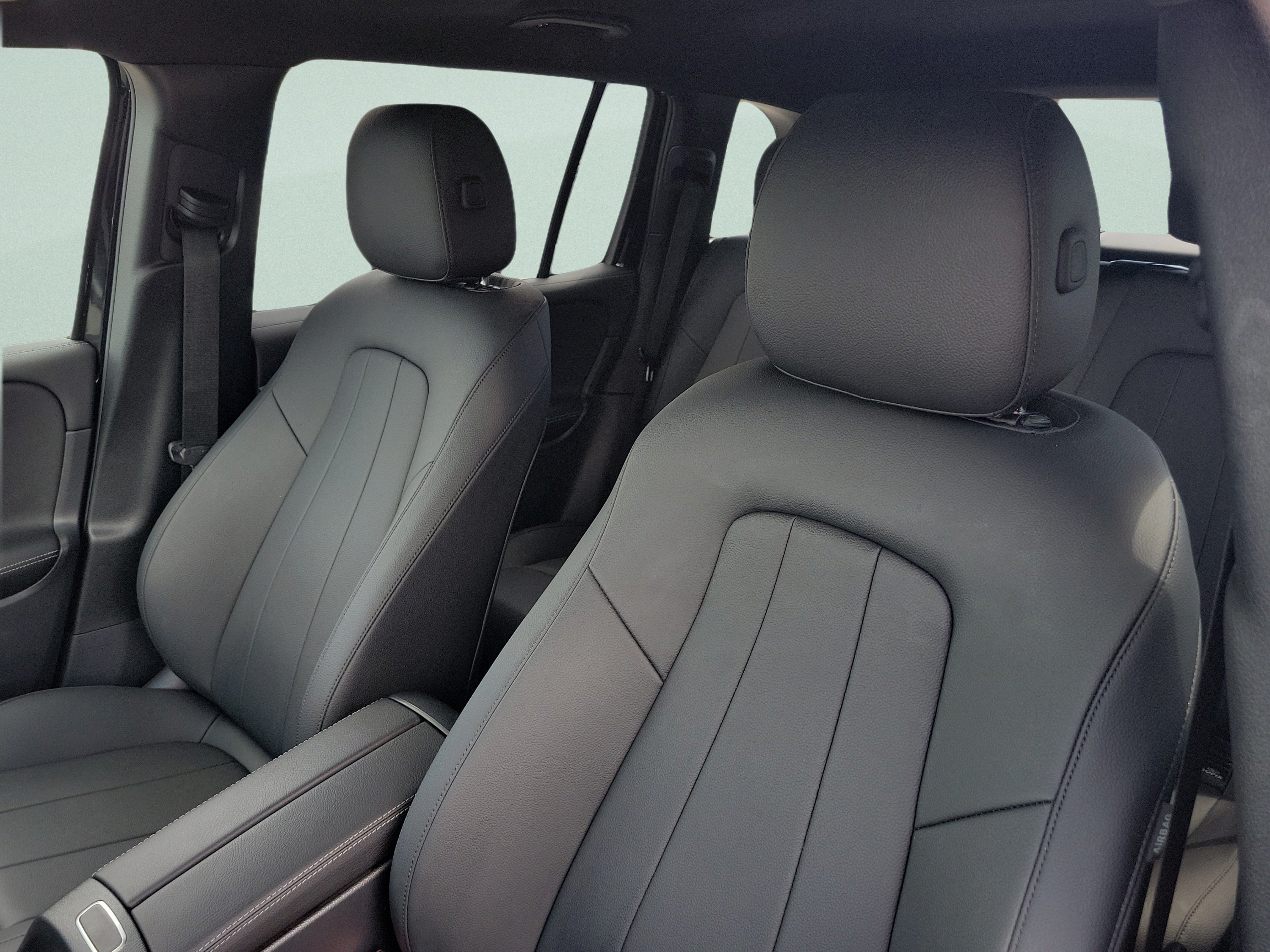 Used 2024 Mercedes-Benz GLB 250 image 18