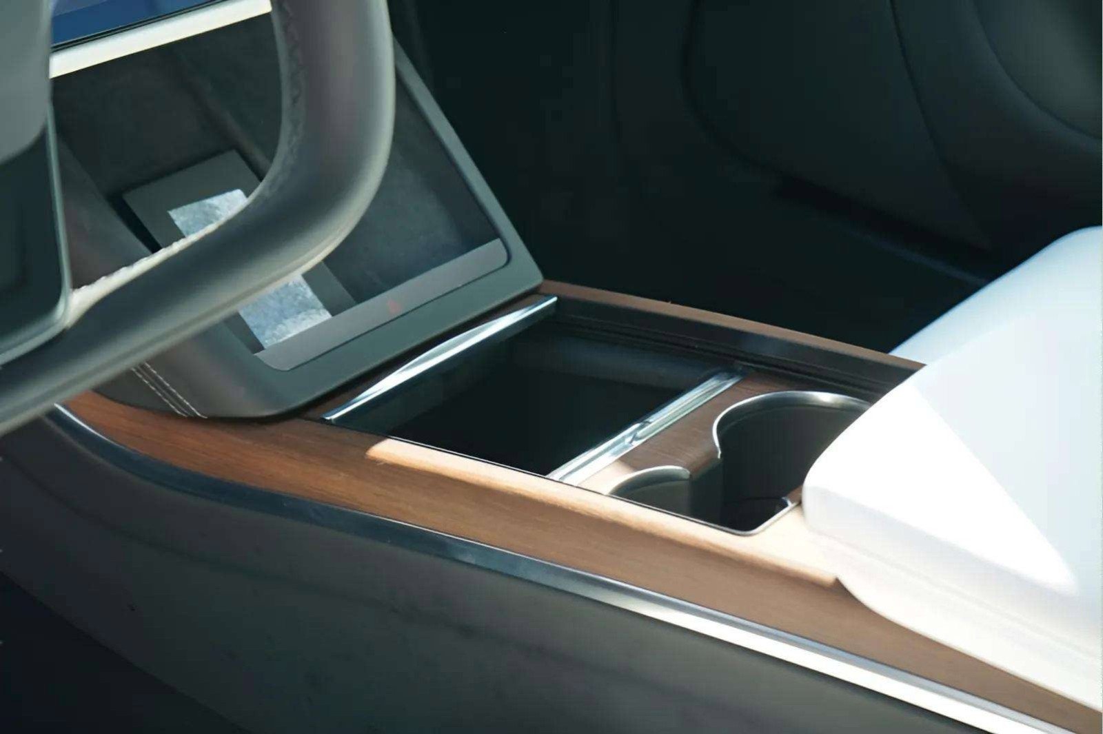 Used 2021 Tesla Model S Plaid image 47