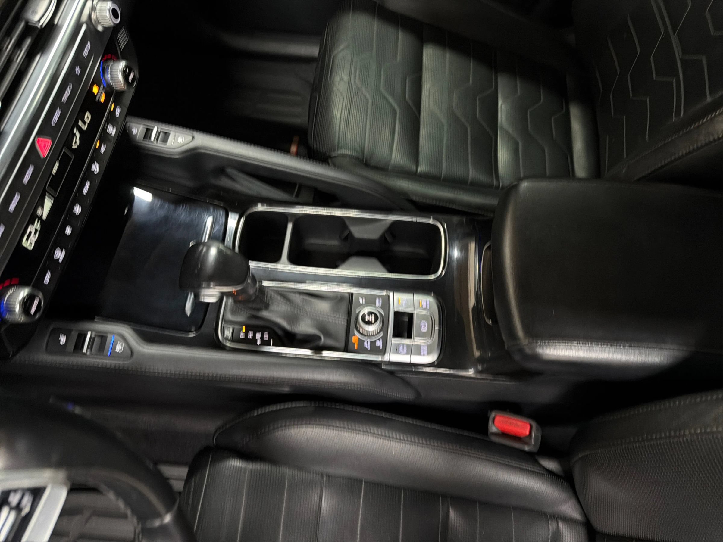 Used 2020 Kia Telluride SX w/ SX Prestige Package AWD/4WD image 33
