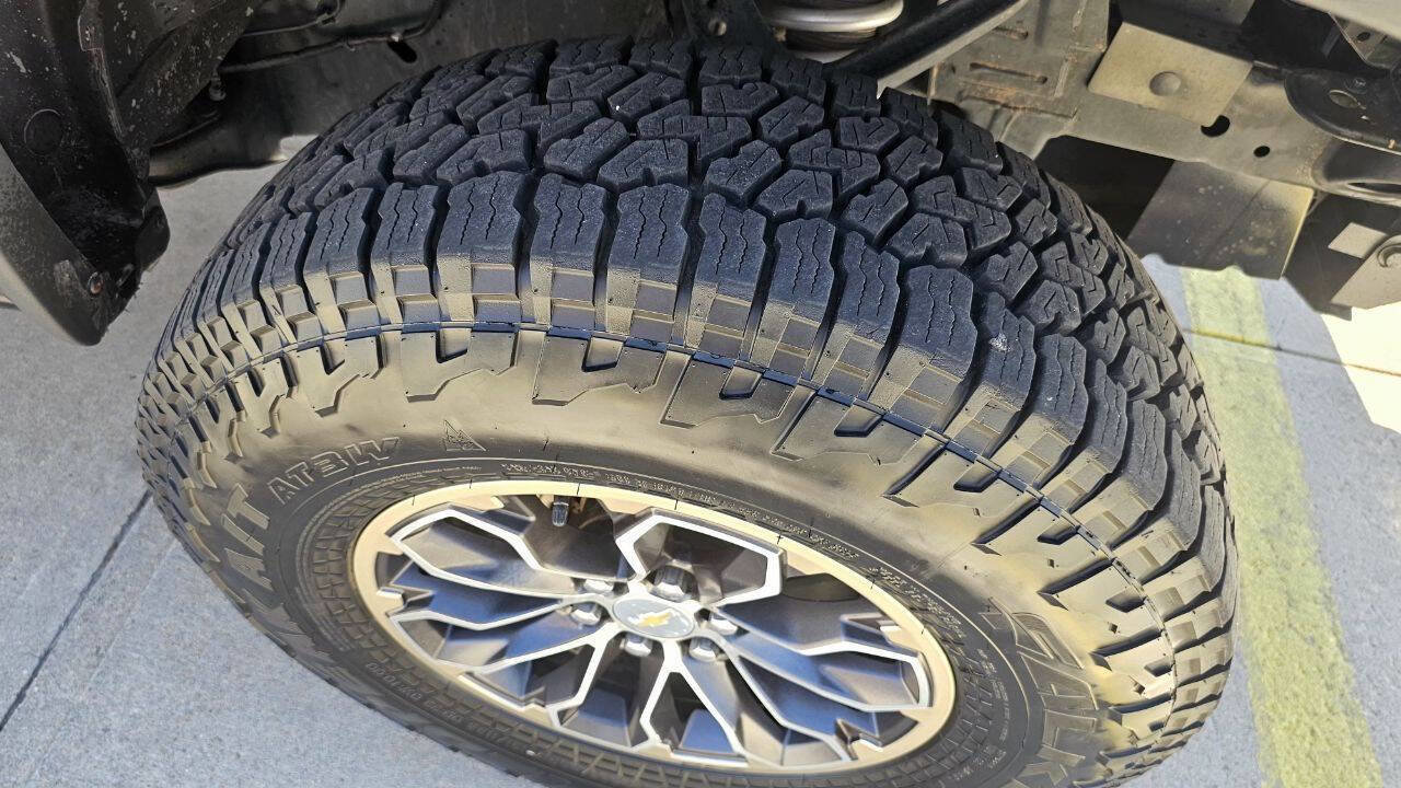 Used 2020 Chevrolet Colorado ZR2 AWD/4WD image 19