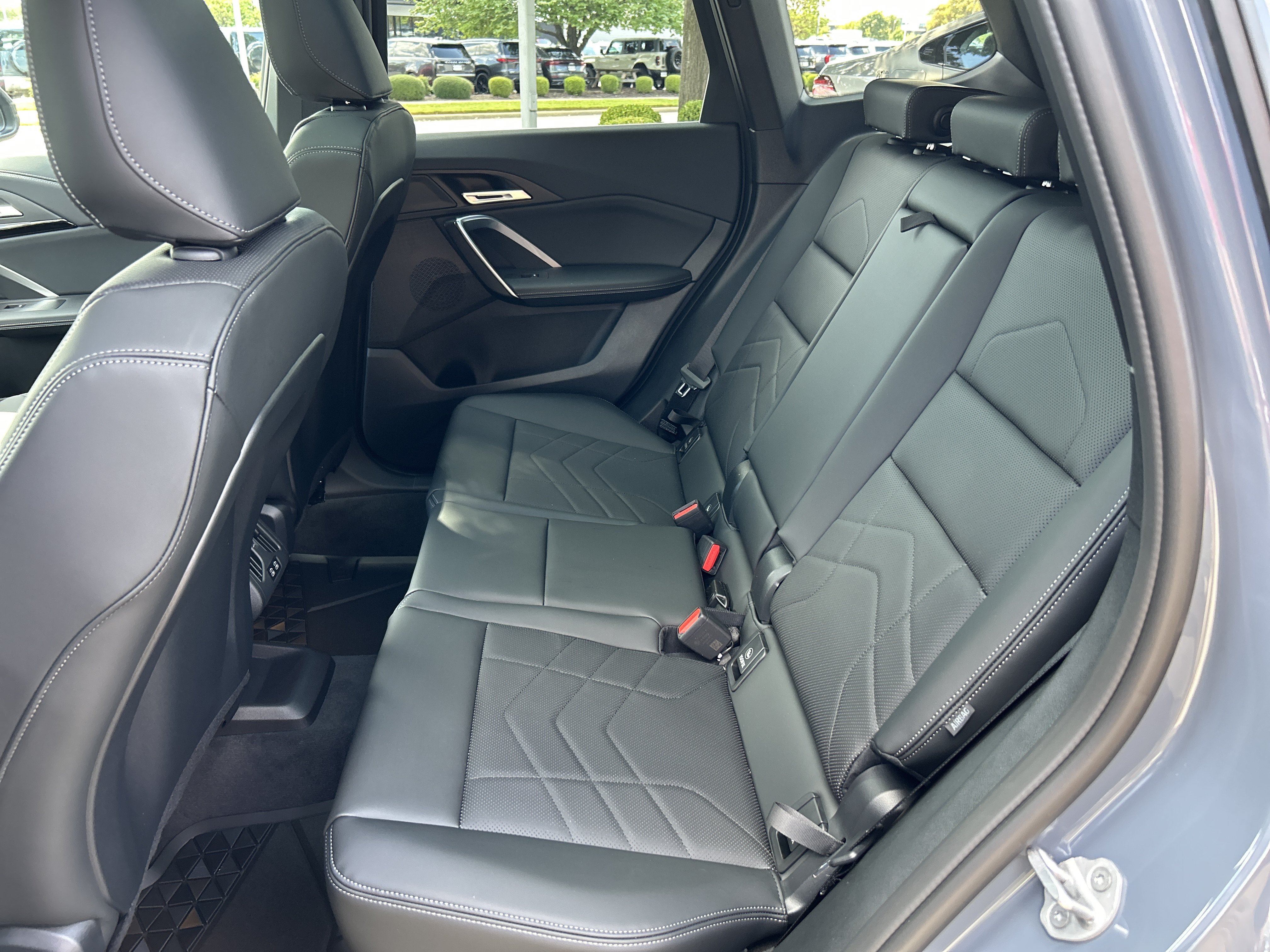 New 2027 BMW X1 xDrive28i AWD/4WD image 18