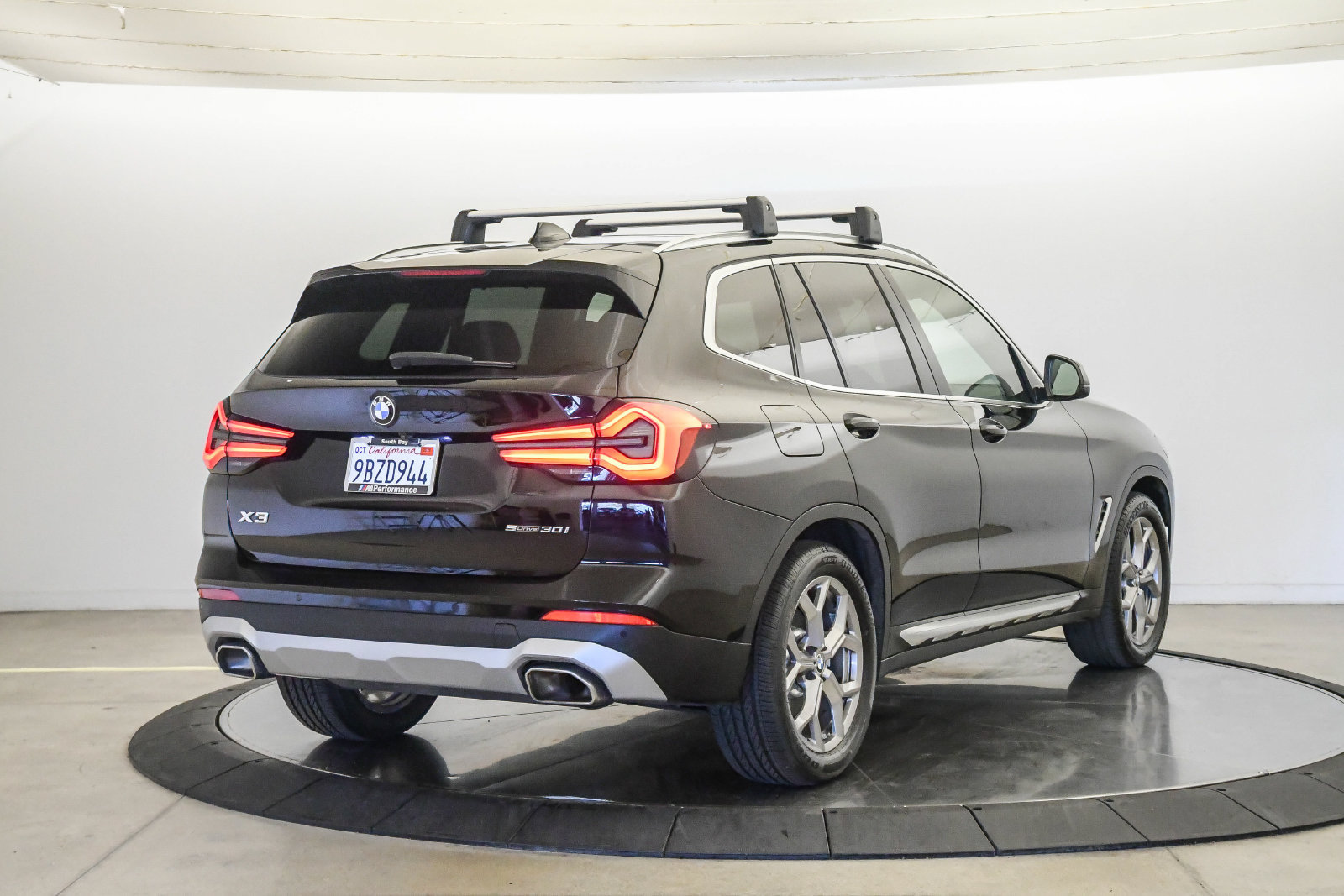 Certified 2023 BMW X3 sDrive30i w/ Premium Package RWD image 4