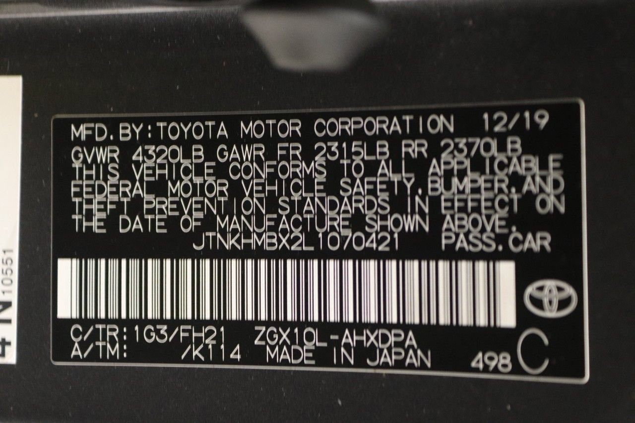 Used 2020 Toyota C-HR LE image 16