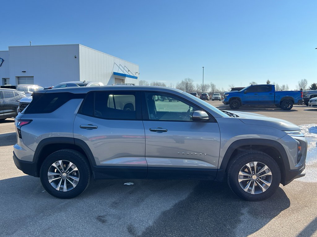 Used 2025 Chevrolet Equinox LT image 7