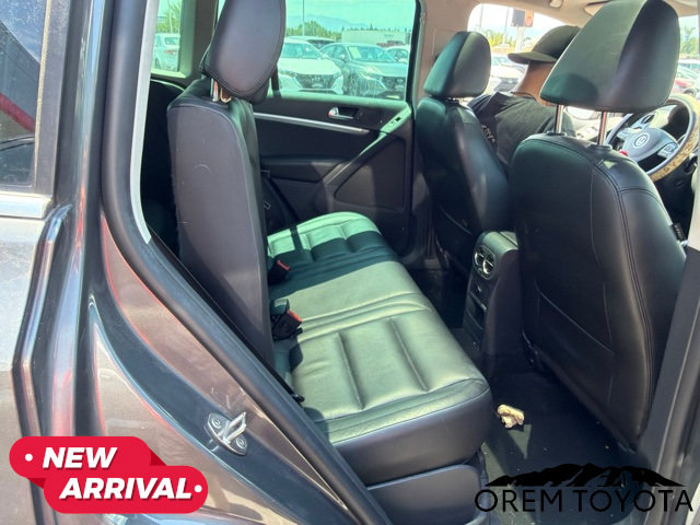 Used 2013 Volkswagen Tiguan SEL FWD image 15