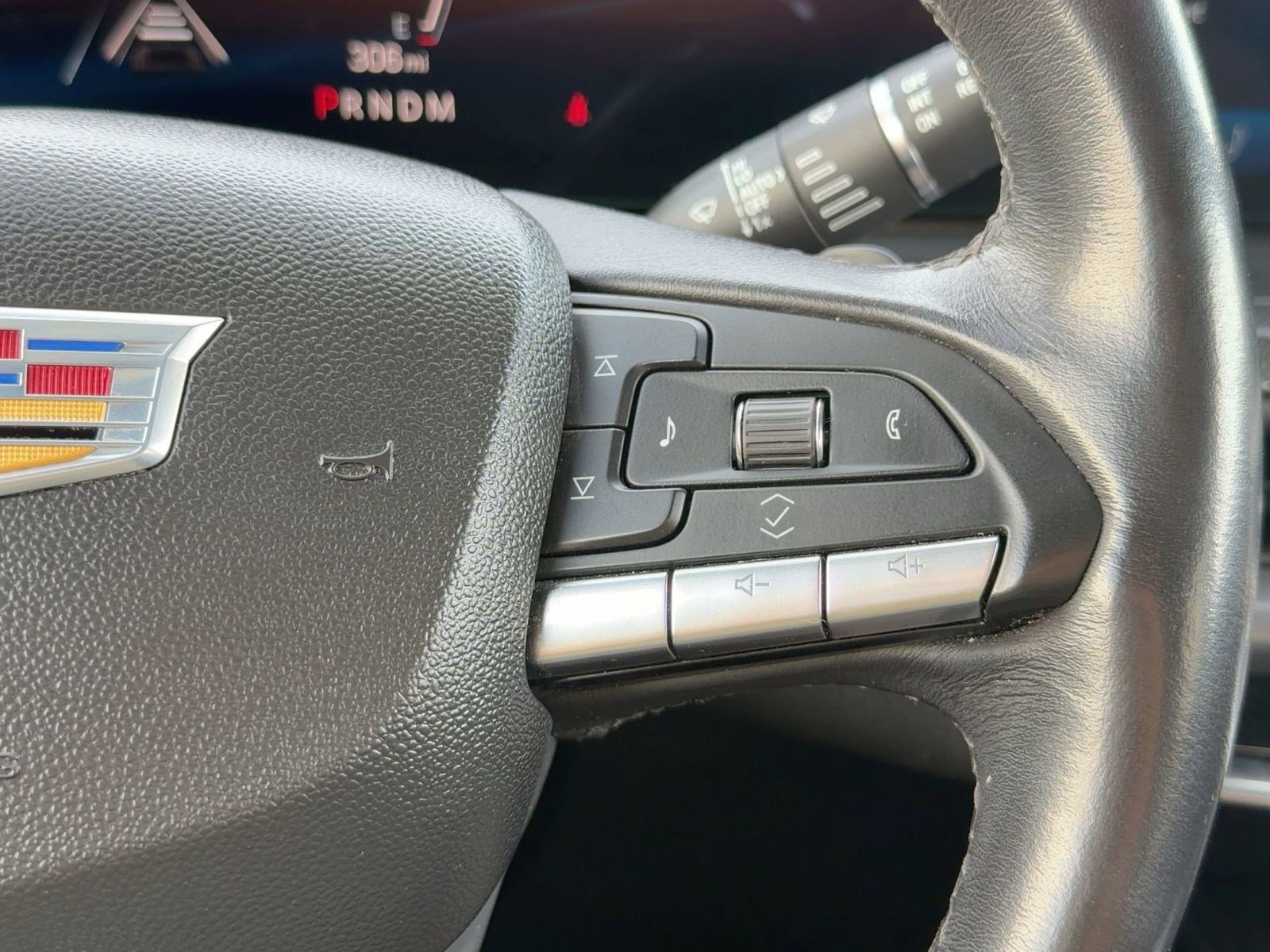 Certified 2024 Cadillac XT4 Premium Luxury image 22