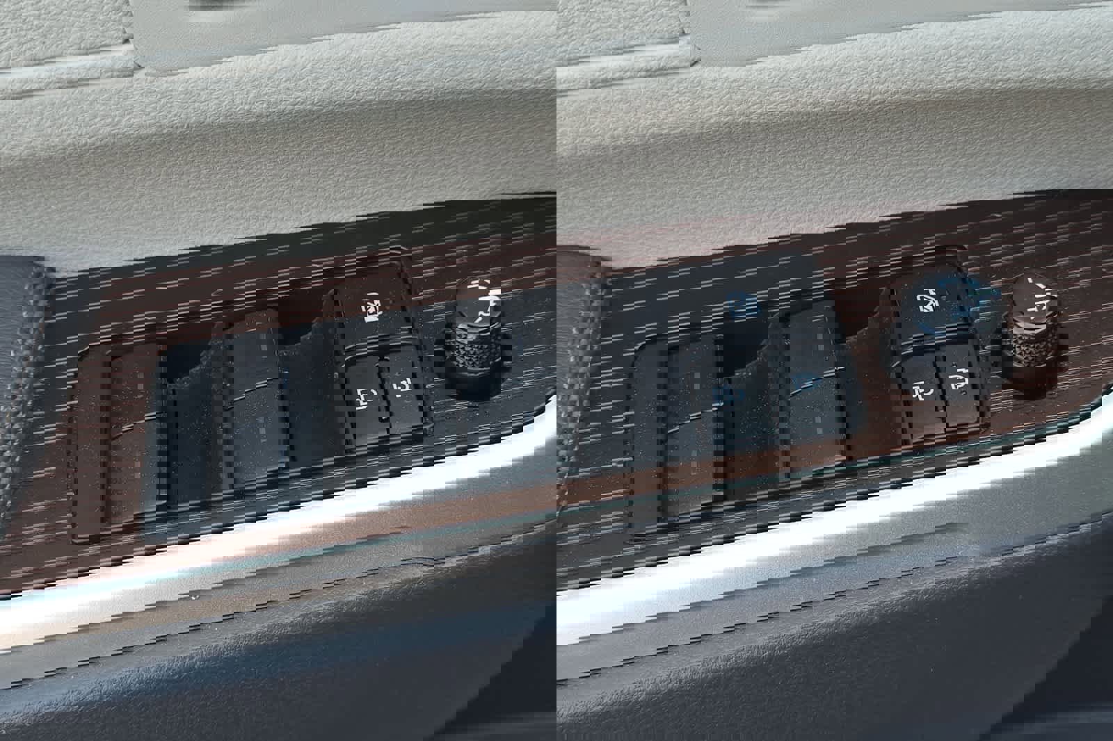 Used 2024 Toyota Sienna LE image 15