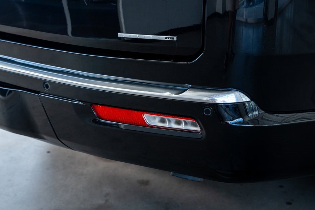 Used 2023 Jeep Wagoneer Series III w/ Preferred Equipment Group image 29