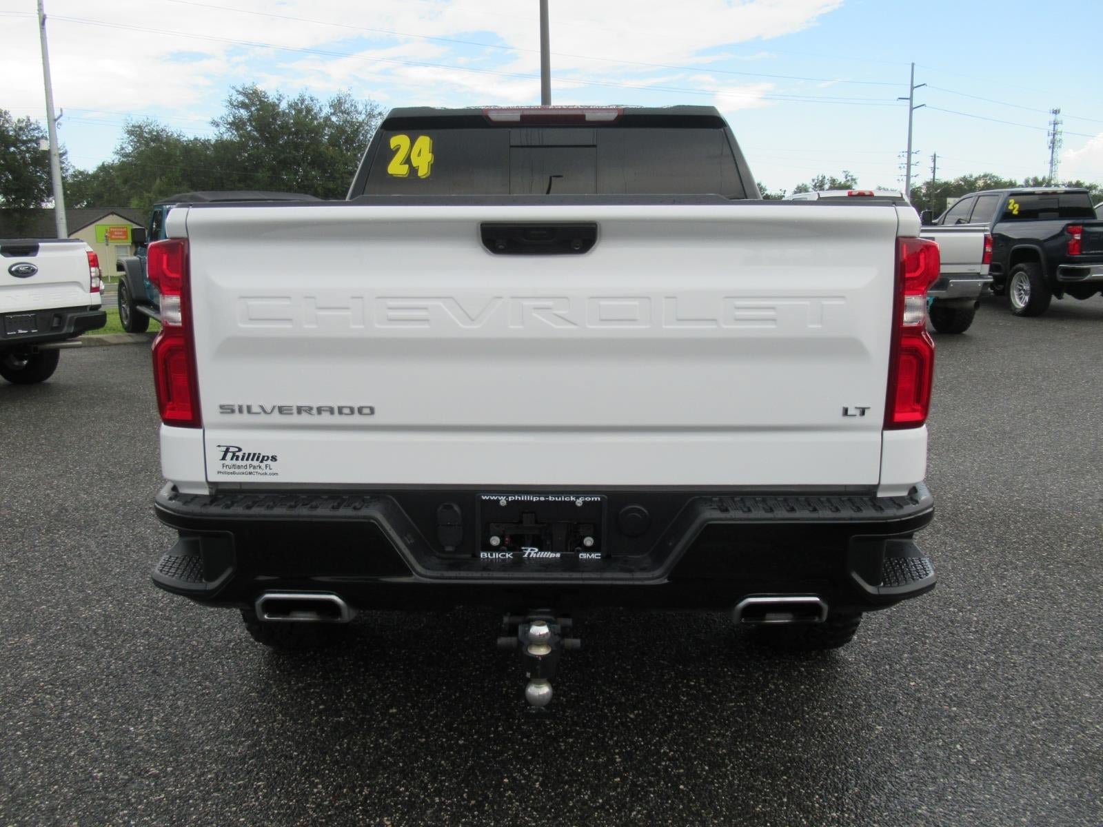 Used 2024 Chevrolet Silverado 1500 LT Trail Boss AWD/4WD image 6