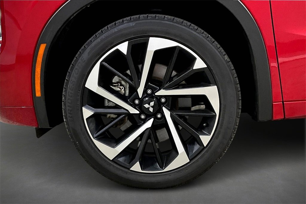 Used 2022 Mitsubishi Outlander SEL image 33