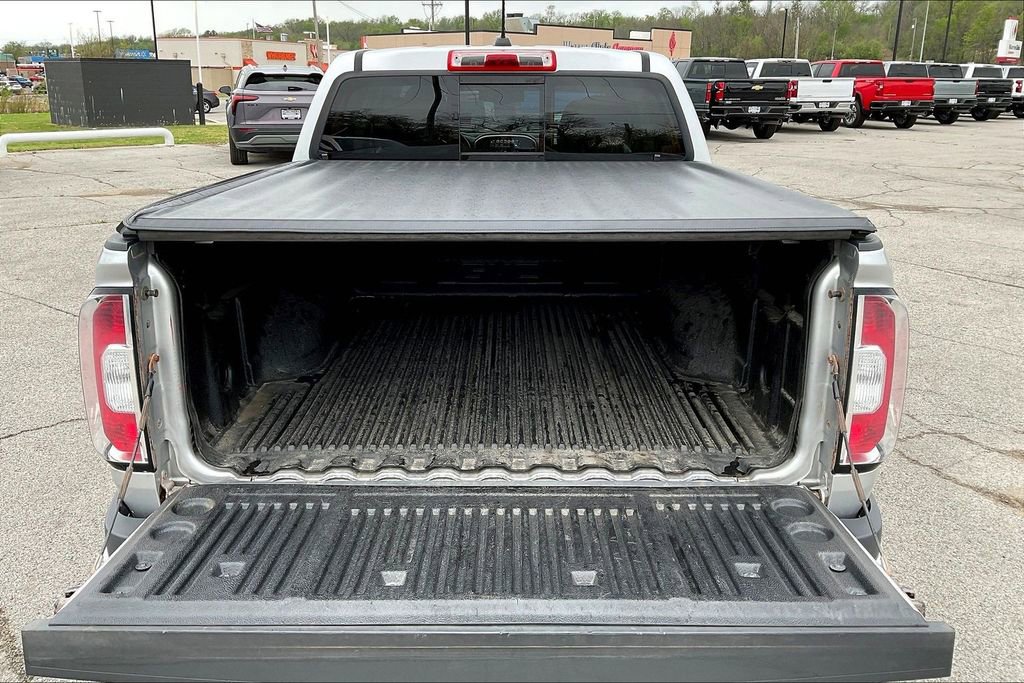 Used 2017 GMC Canyon SLE w/ All Terrain Package image 30