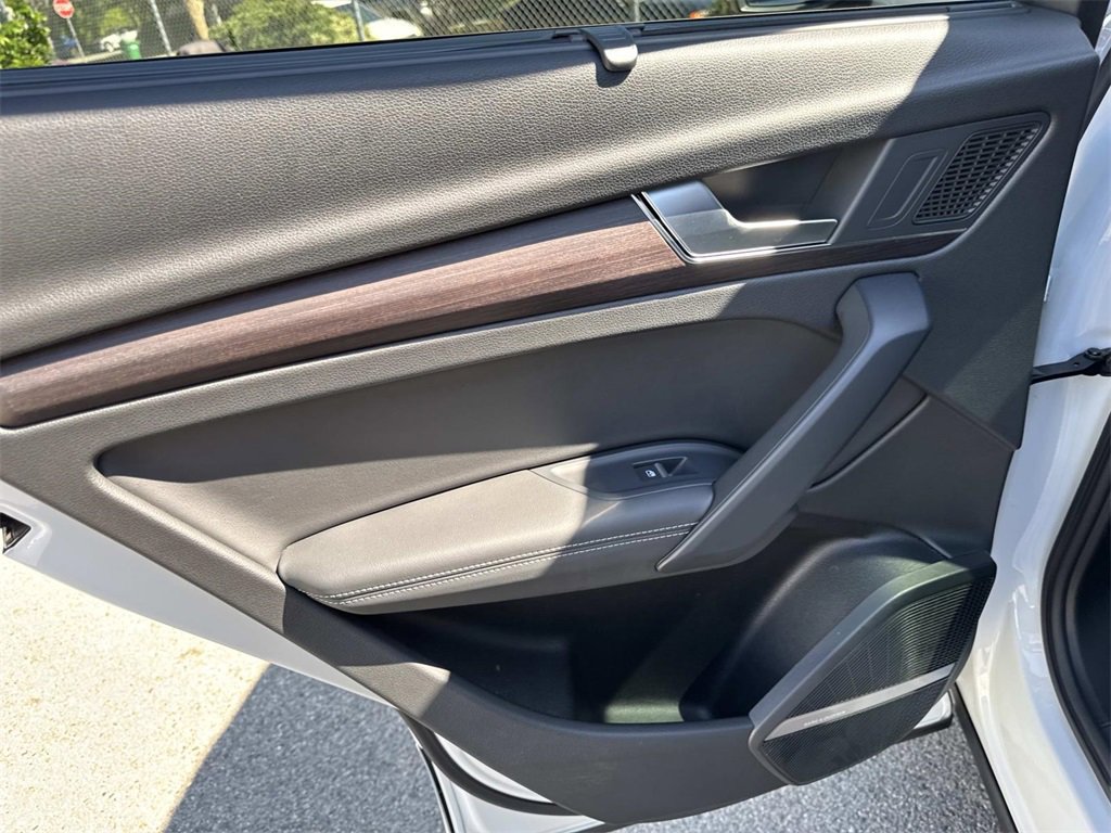 Used 2022 Audi Q5 2.0T Premium Plus w/ Premium Plus Package image 12