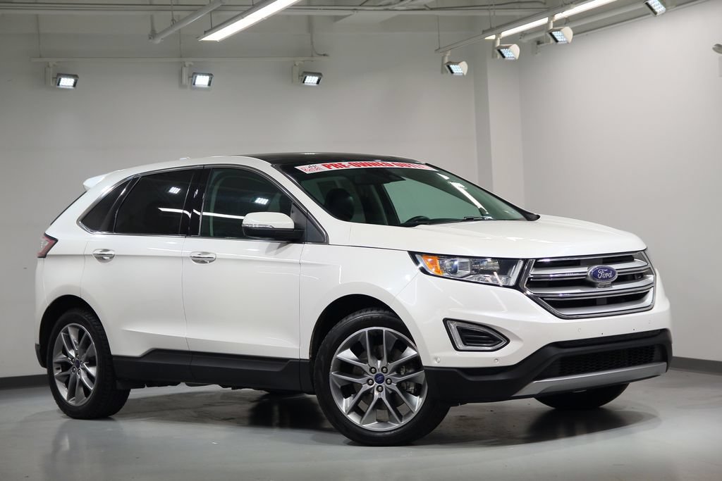 Used 2015 Ford Edge Titanium w/ Equipment Group 302A AWD/4WD image 7