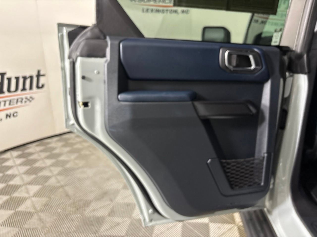 Used 2024 Ford Bronco Outer Banks AWD/4WD image 23
