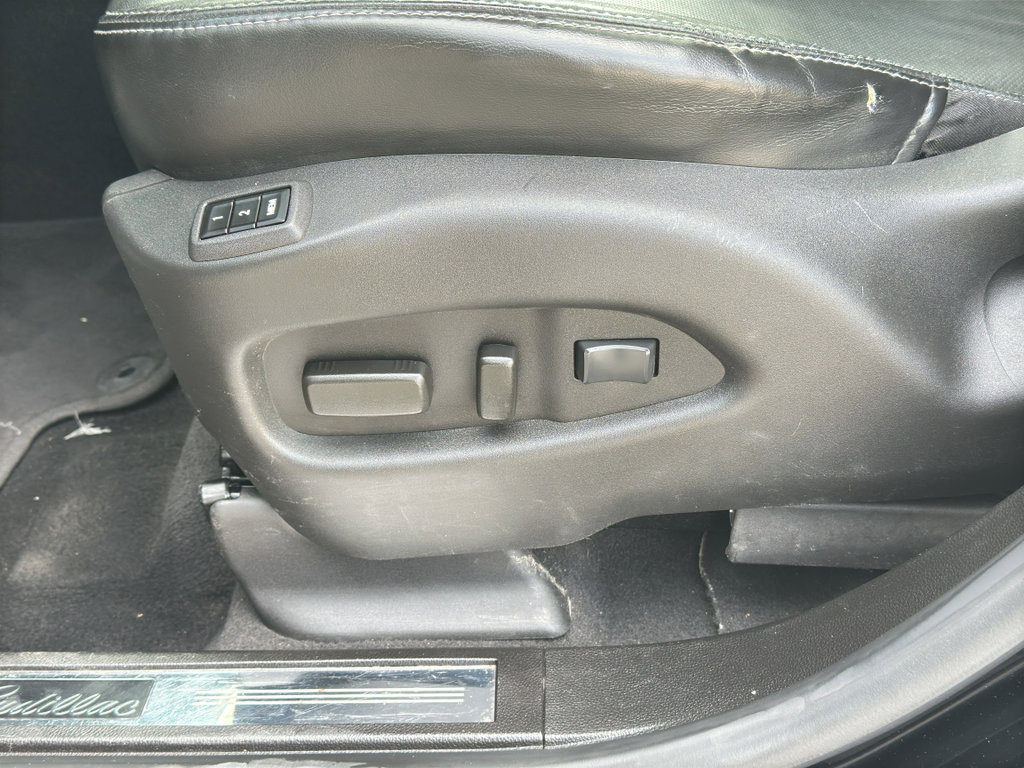 Used 2013 Cadillac SRX Luxury w/ Driver Assist Package image 28