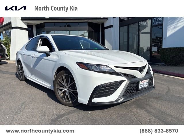 Used 2023 Toyota Camry SE