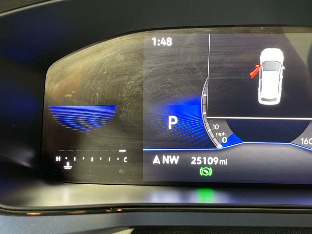 Used 2023 Volkswagen Taos SE image 22