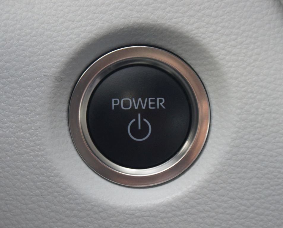 Used 2024 Toyota Corolla SE AWD/4WD image 8
