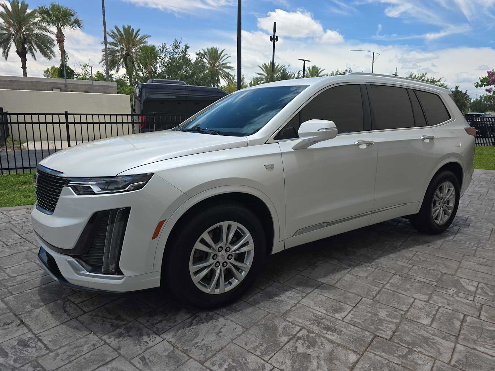 Used 2021 Cadillac XT6 Luxury FWD image 7