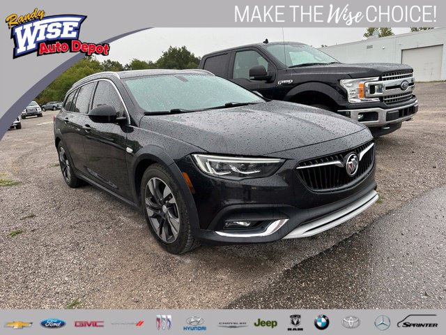 Used 2018 Buick Regal Essence w/ Driver Confidence Package #1