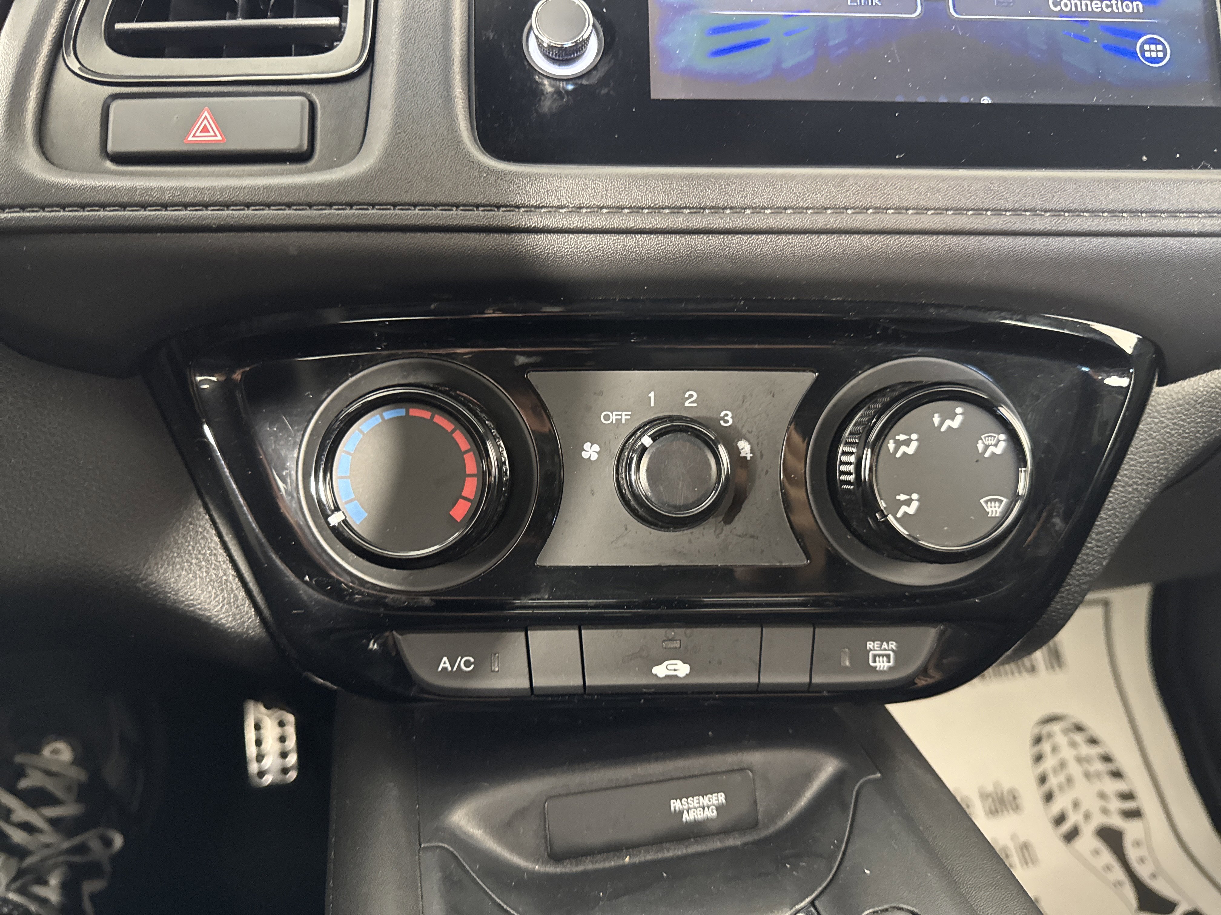 Used 2020 Honda HR-V Sport image 27