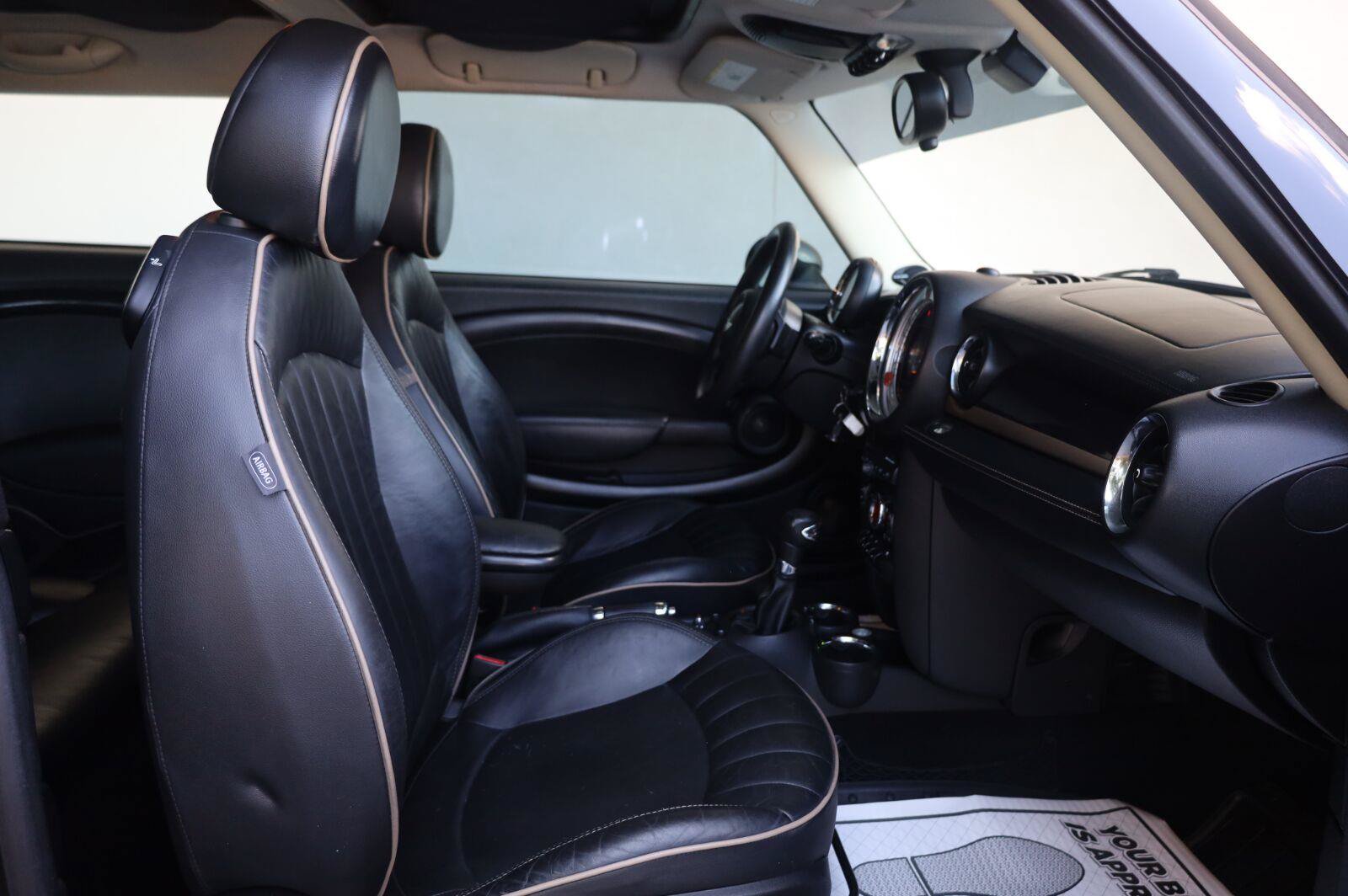 Used 2013 MINI Cooper Clubman S w/ Premium Pkg 2 FWD image 16