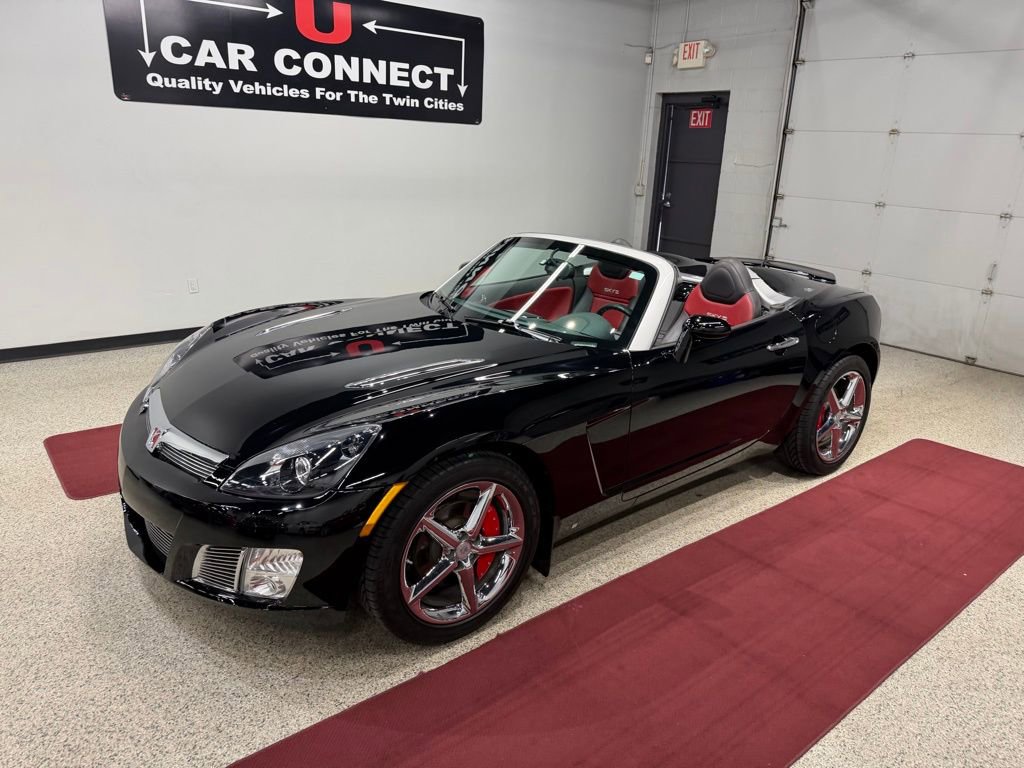 Used 2008 Saturn Sky Red Line RWD image 2