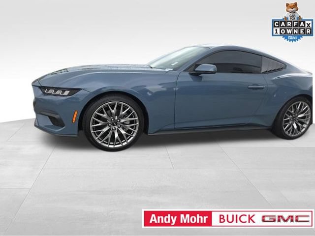 Used 2025 Ford Mustang Premium RWD image 10