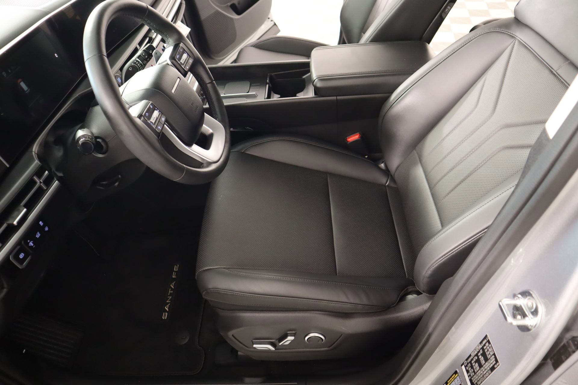 Used 2025 Hyundai Santa Fe XRT AWD/4WD image 11