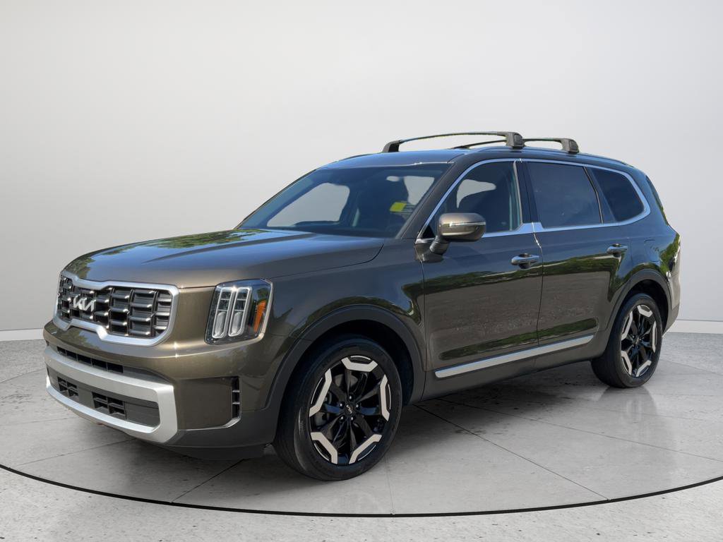 Used 2023 Kia Telluride S image 5