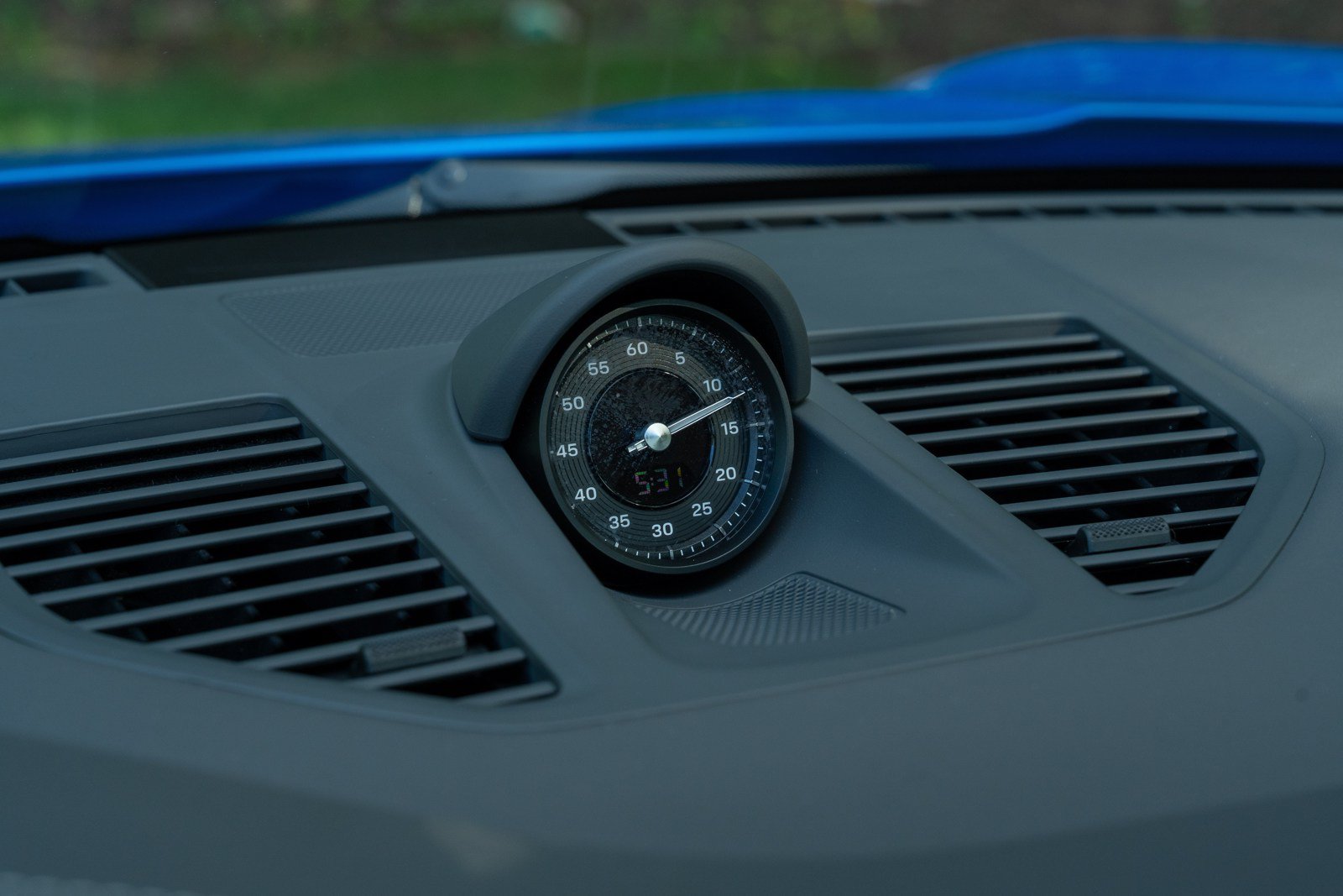 Certified 2025 Porsche 911 Carrera RWD image 27