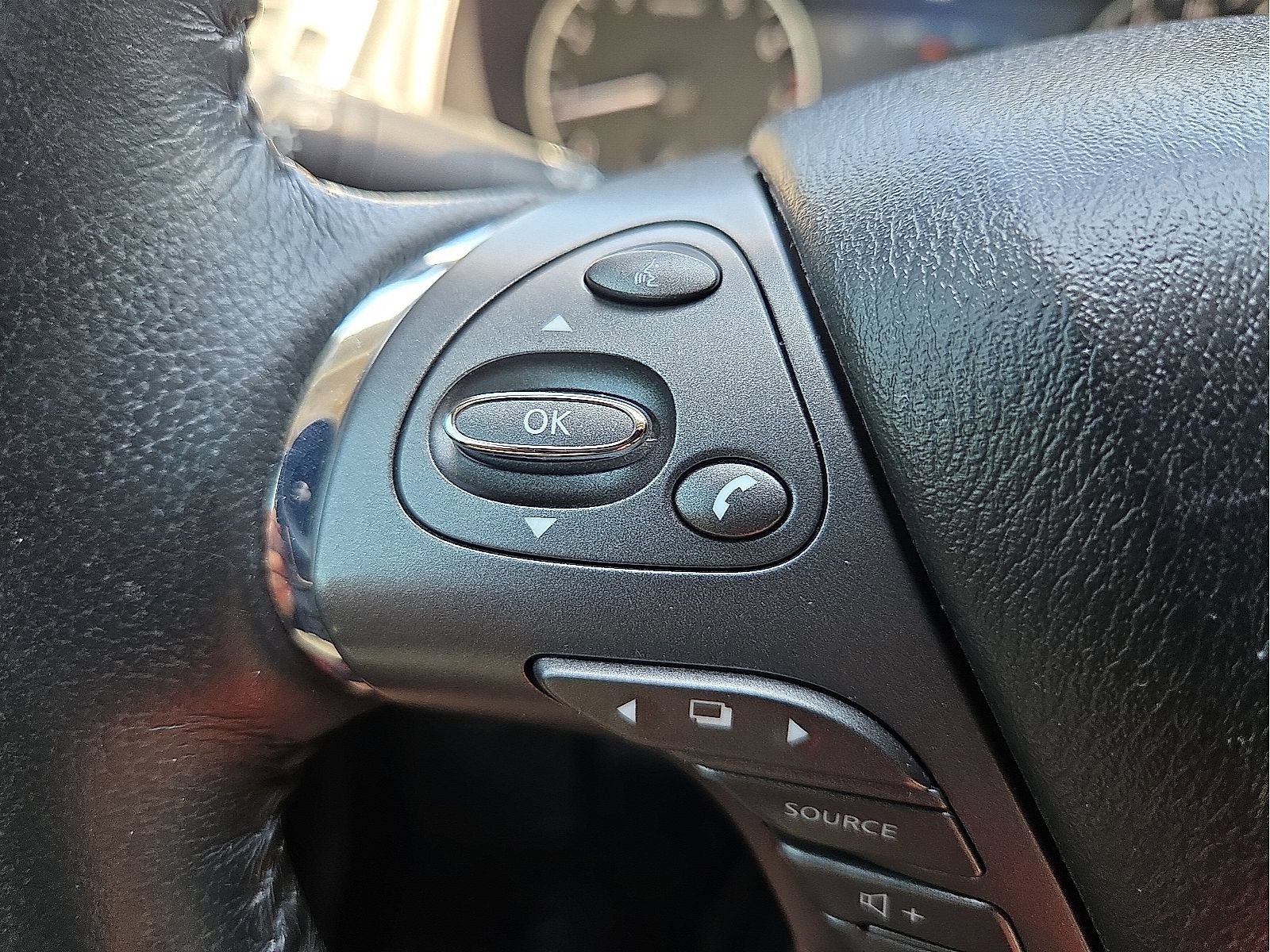 Used 2019 Nissan Murano SL w/ SL Technology Package FWD image 17