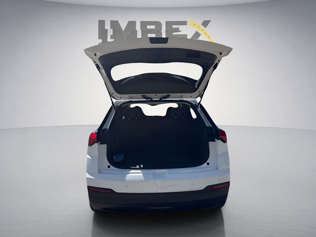 New 2027 Chevrolet Bolt LT FWD image 28