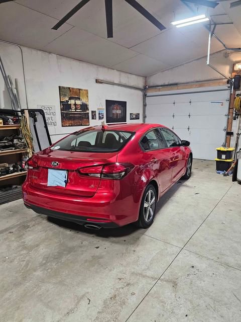 Used 2018 Kia Forte S w/ S Technology Plus Package FWD image 2