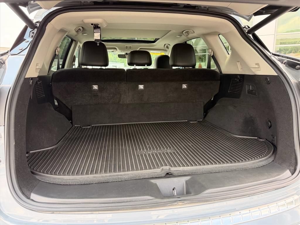 Used 2024 Nissan Murano Platinum w/ Cargo Package AWD/4WD image 26