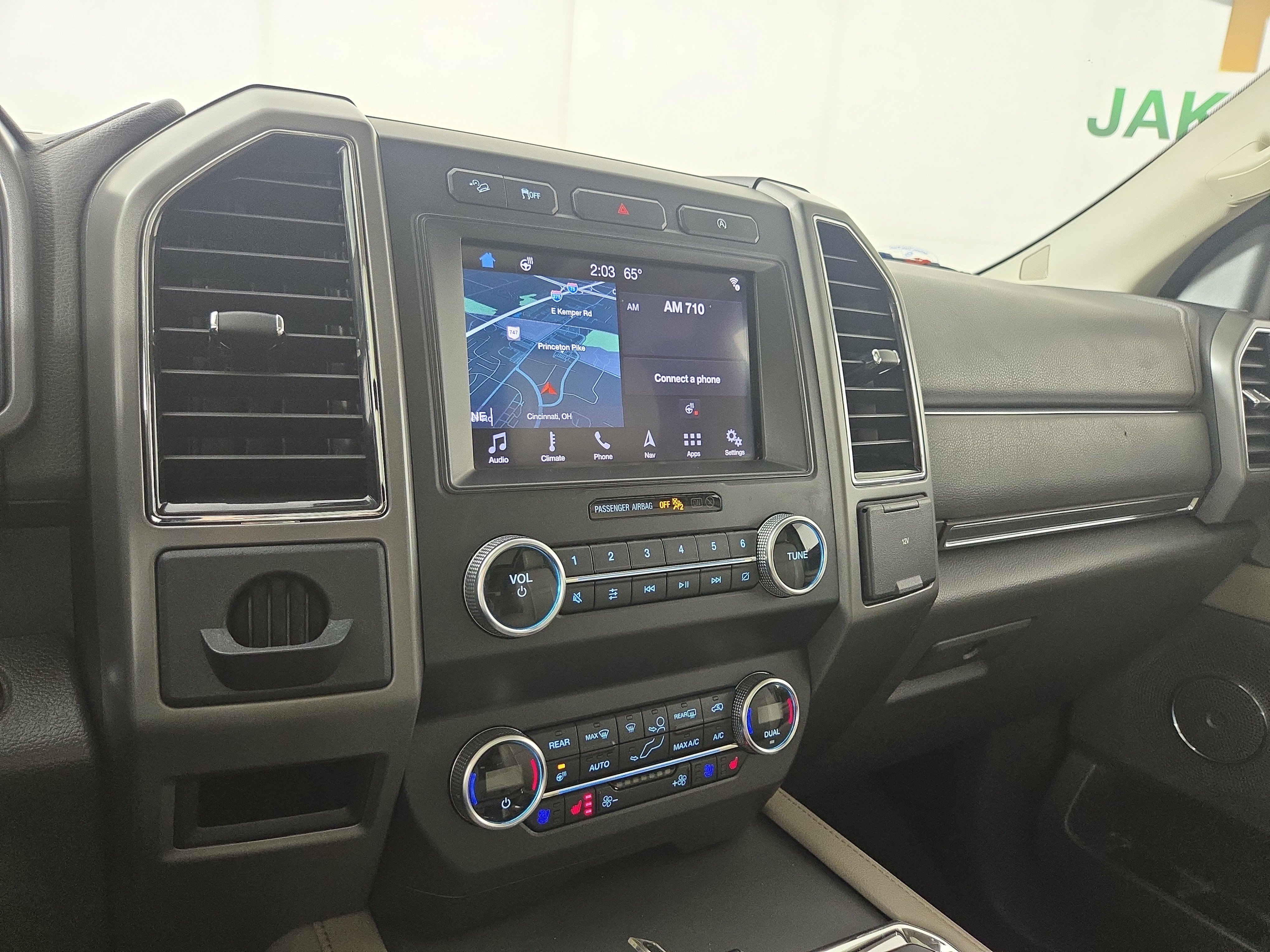 Used 2019 Ford Expedition Max XLT w/ Equipment Group 202A image 24