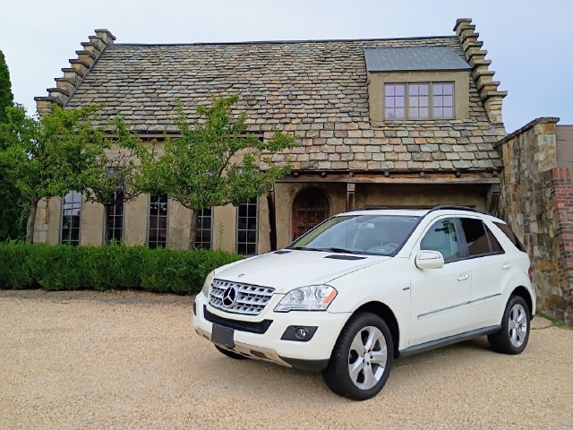 Used 2009 Mercedes-Benz ML 320 BlueTEC 4MATIC image 1