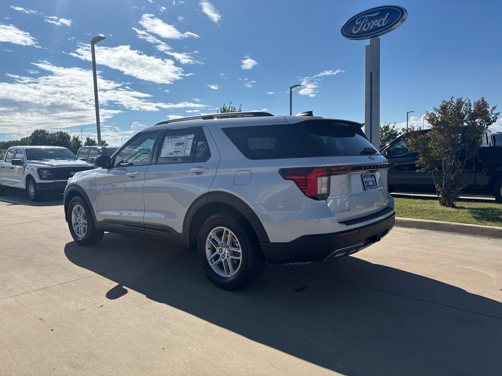 New 2026 Ford Explorer Active w/ Active Comfort Package RWD image 3