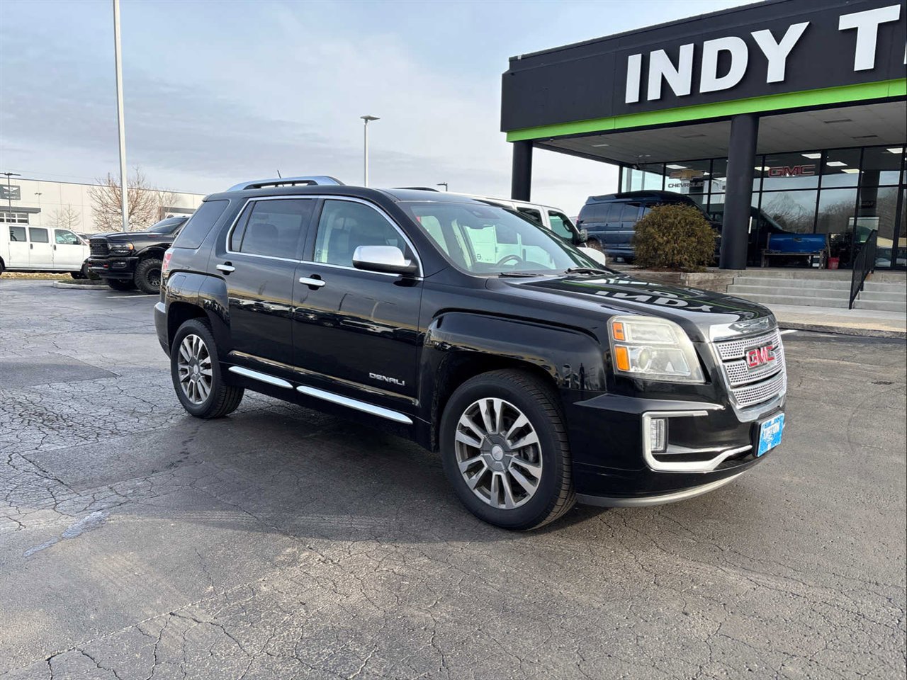 Used 2016 GMC Terrain Denali image 2