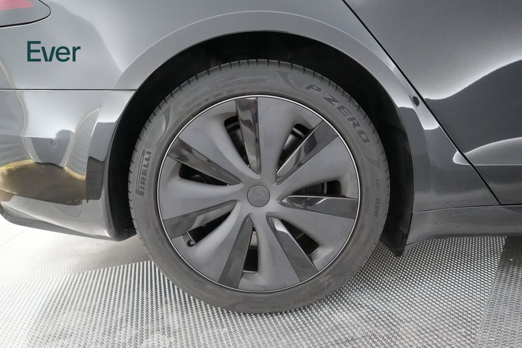 Used 2022 Tesla Model S AWD/4WD image 9