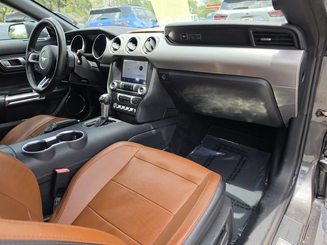 Used 2020 Ford Mustang Premium RWD image 13