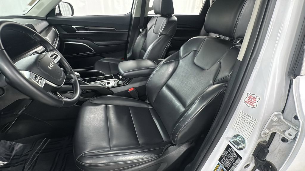 Used 2025 Kia Telluride S AWD/4WD image 10
