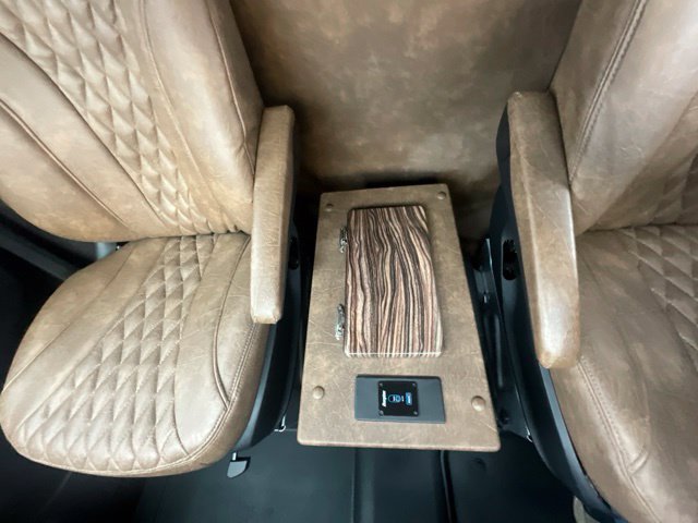 Used 2021 Mercedes-Benz Sprinter 2500 image 22