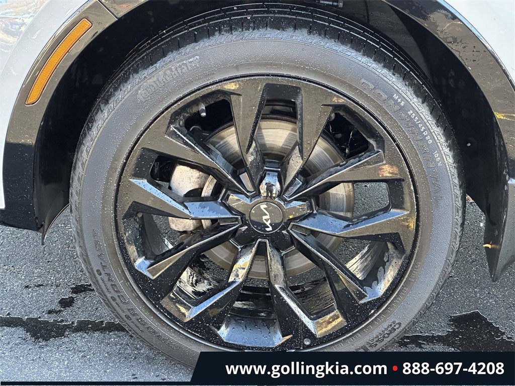 Certified 2023 Kia Sorento SX image 7