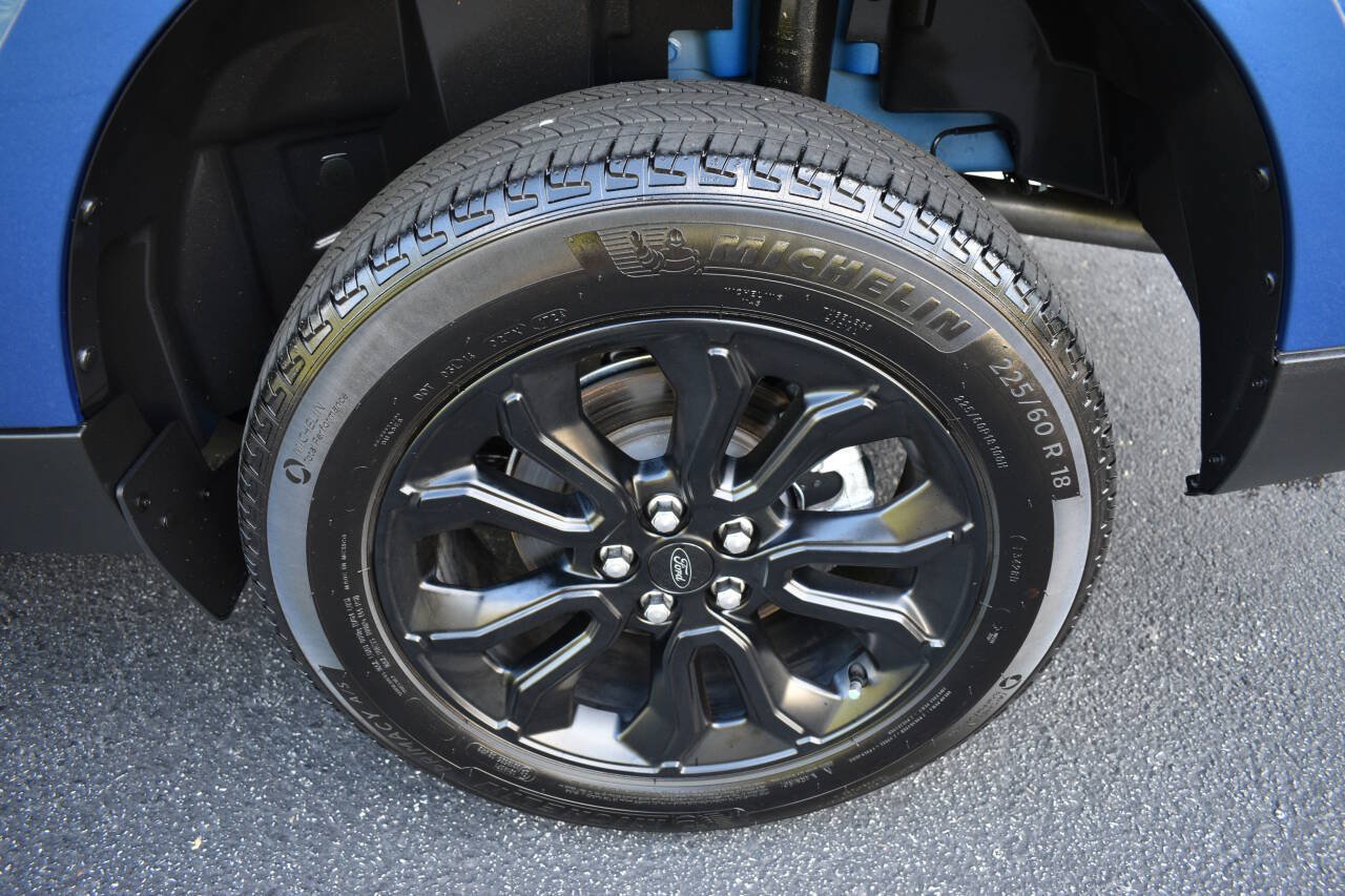 Used 2024 Ford Maverick XLT w/ XLT Luxury Package FWD image 41