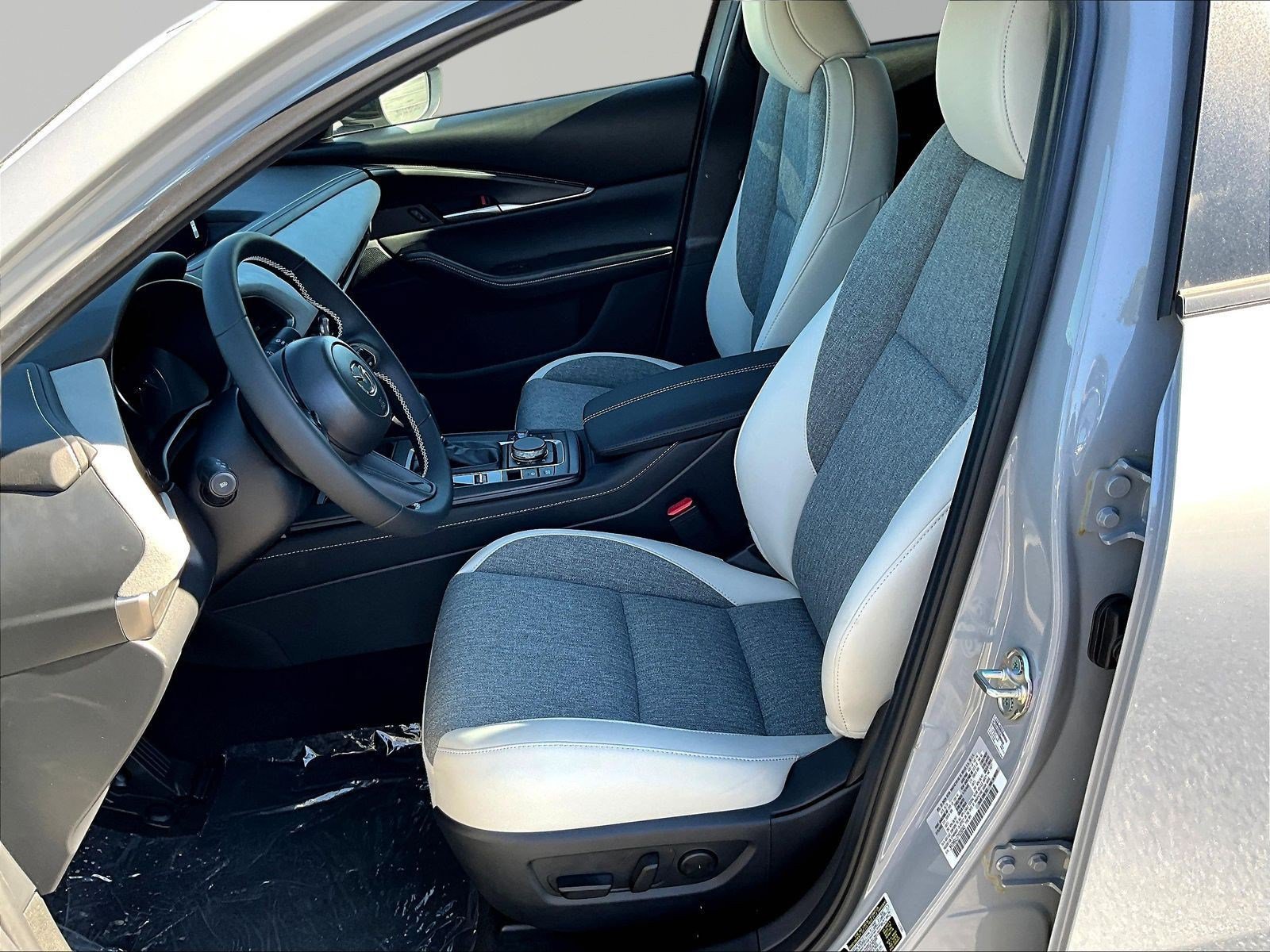 New 2026 MAZDA CX-30 Aire Edition AWD/4WD image 16