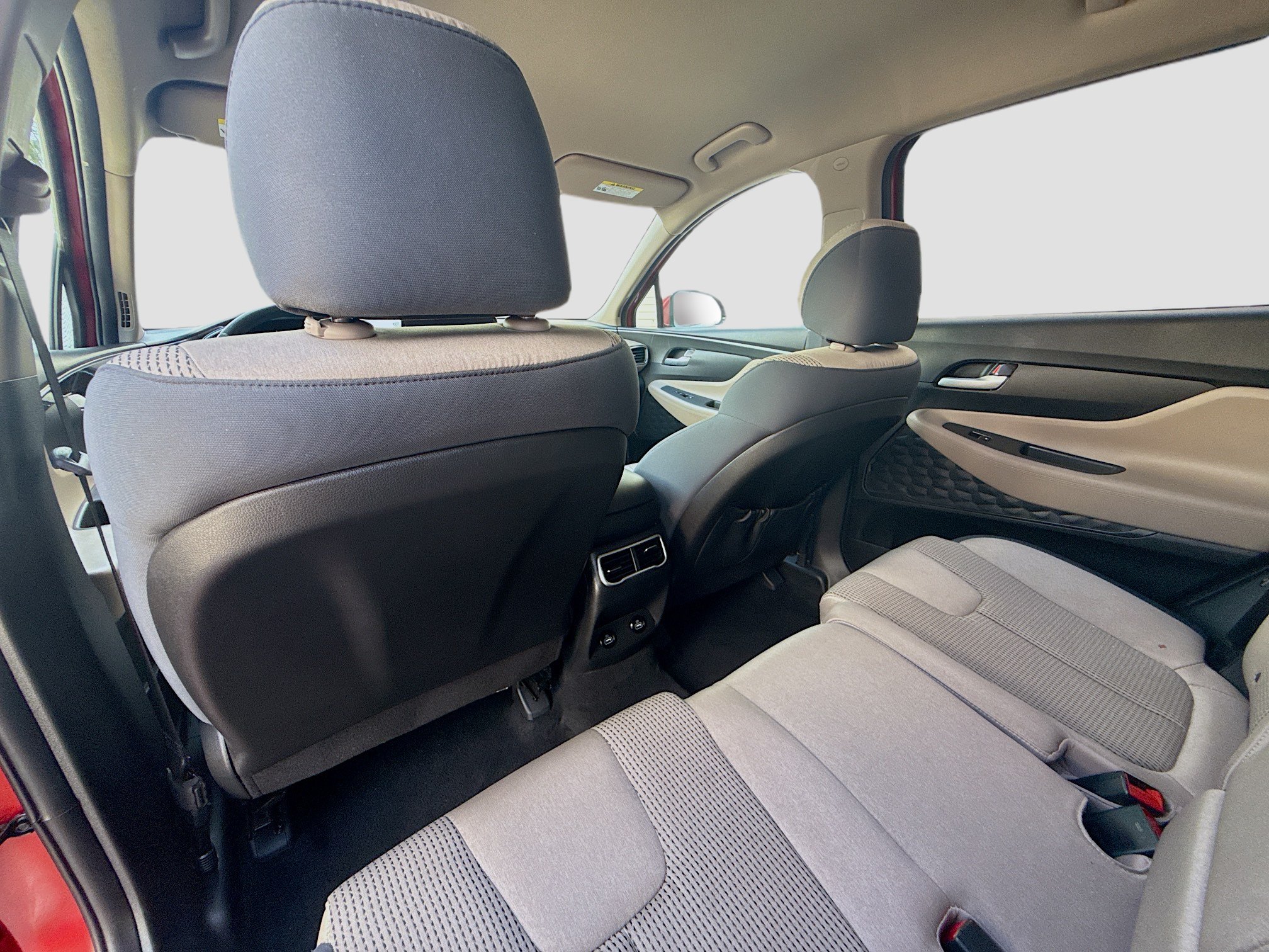 Used 2023 Hyundai Santa Fe SEL FWD image 22