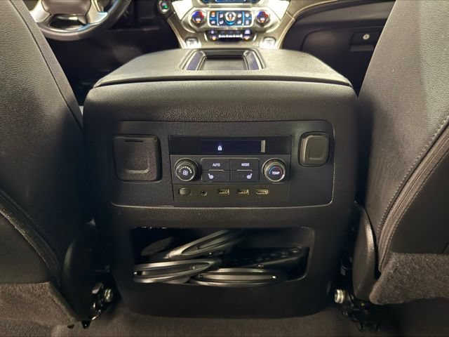 Certified 2020 GMC Yukon XL SLT w/ Premium Edition AWD/4WD image 27
